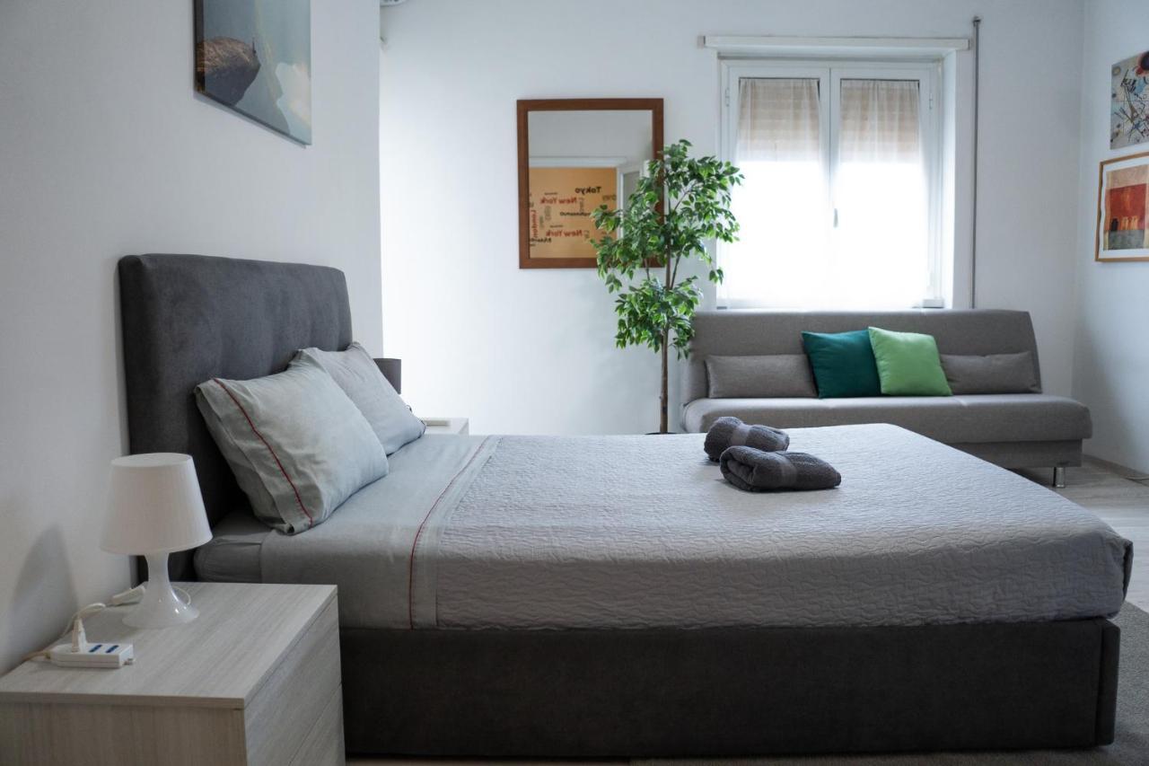 Nonna Pina Guest House Moderno Appartamento Vicino Metro AWifi,Netflix Ρώμη Εξωτερικό φωτογραφία